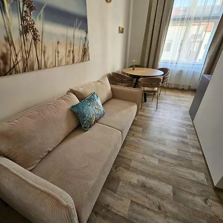 Moderni Vedle Divadla - Wi-fi Zdarma - #homevibes52